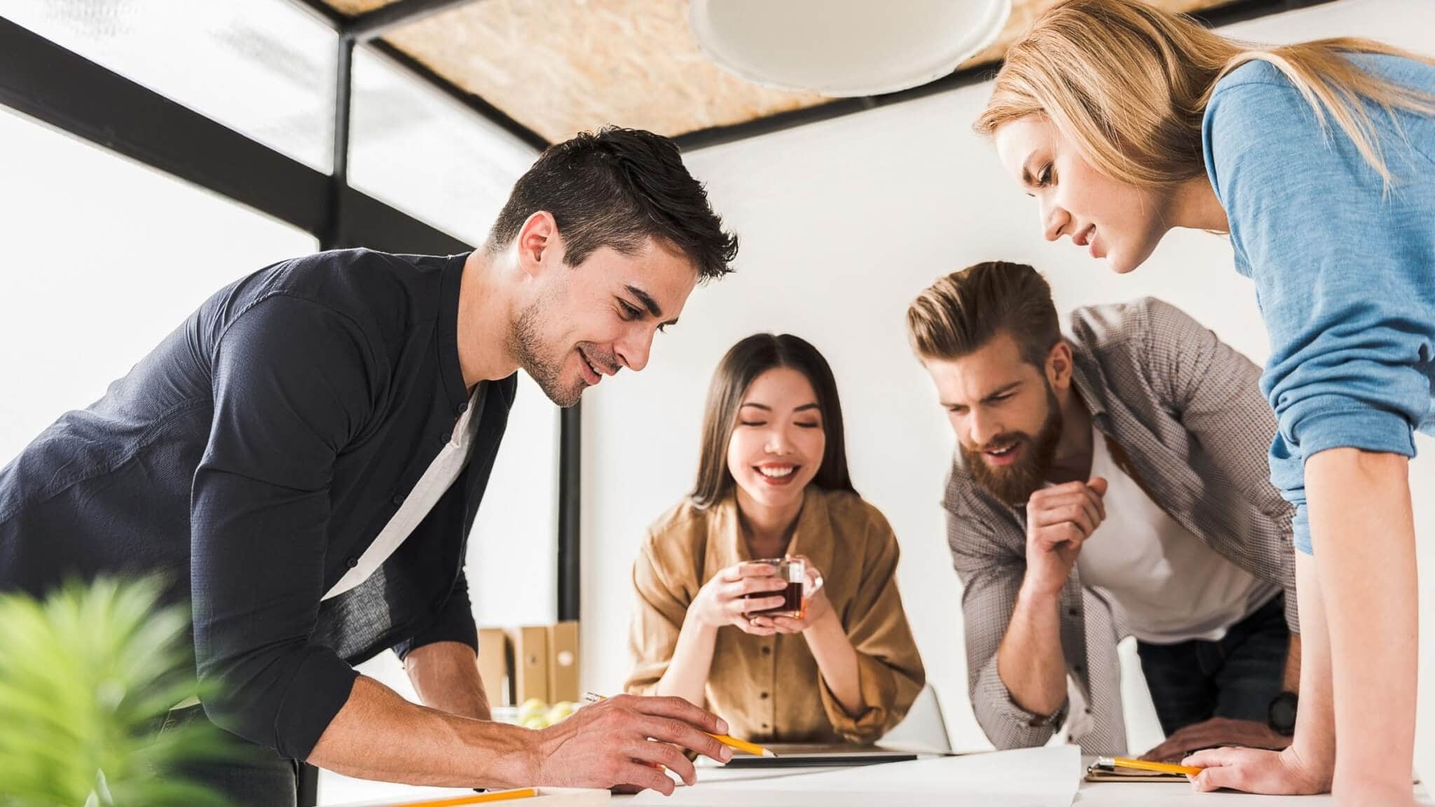 9 Essential Ways to Build Team Collaboration | Fellow.app